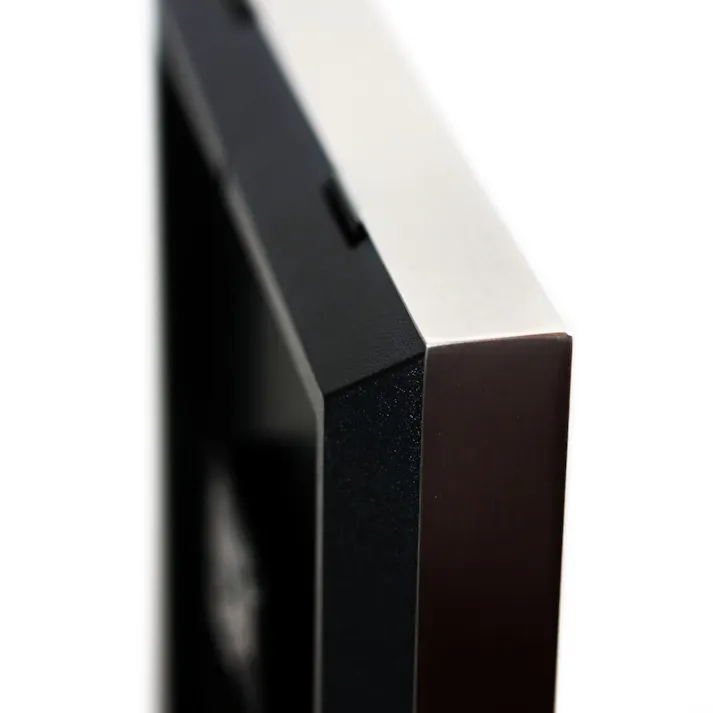 ウォールクロック|ZACK 60052 SILLAR 26cm 時計 壁付け 壁掛け 掛け時計 ステップ式 黒 ブラック スクエア ステンレス スタイリッシュ おしゃれ 雑貨 かっこいい 上質 高級 ホテルライク 男前インテリア インダストリアル ドイツ デザイナーズ