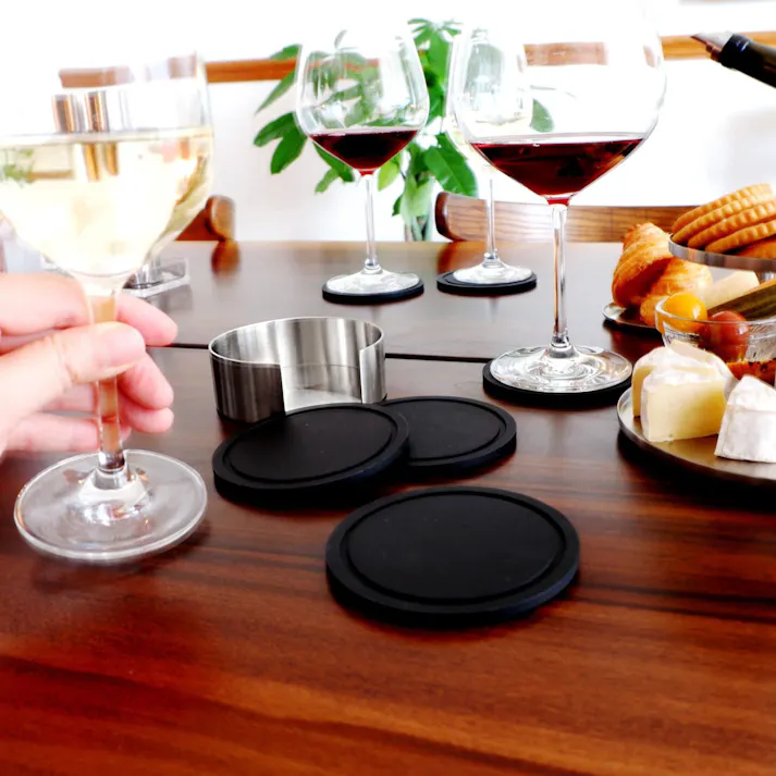 コースターとホルダー(6枚セット)|ZACK 20384 VETRO コースター 6枚セット 茶托 ホルダー付き ラバー 卓上 グラス置き テーブルウェア ステンレス おしゃれ 雑貨 かっこいい 上質 高級 ホテルライク 男前インテリア インダストリアル ドイツ デザイナーズ