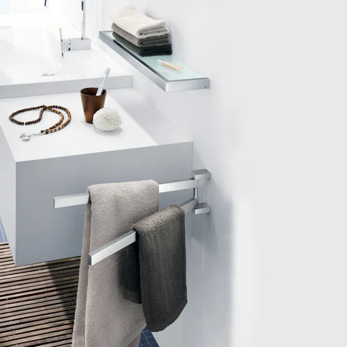 バスルームシェルフ|ZACK 40385 LINEA 61.5cm バスシェルフ ガラス シェルフ 収納 棚 バス 浴室 洗面 シンク周り 壁付け DIY ステンレス おしゃれ 雑貨 輸入 高級 品質 ホテルライク 男前インテリア インダストリアル ドイツ デザイン デザイナーズ