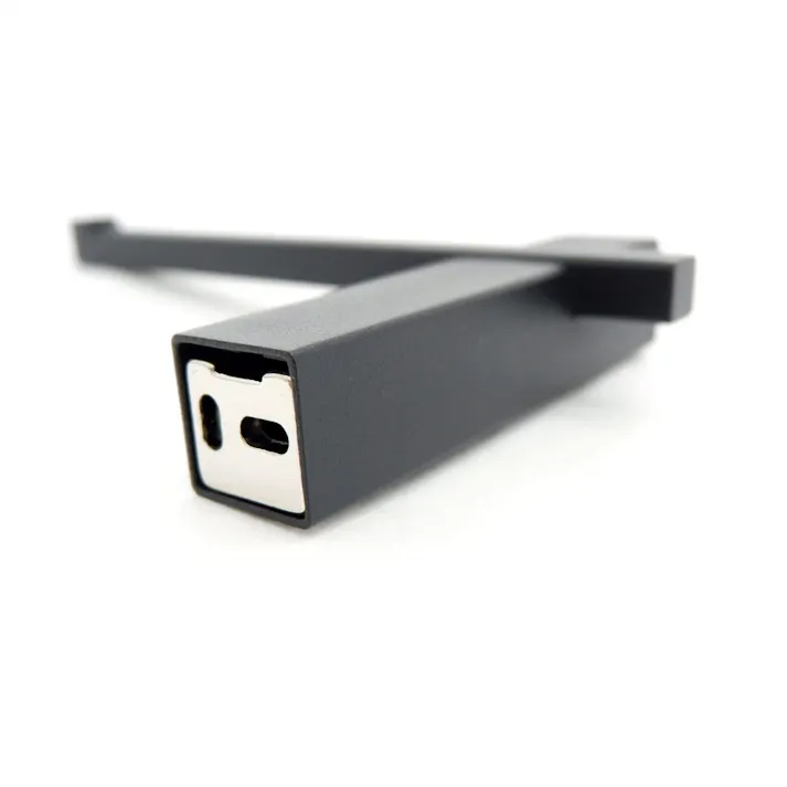 トイレットペーパーホルダー マットブラック|ZACK 40500 CARVO ペーパーホルダー ロールホルダー 収納 壁付け DIY ステンレス おしゃれ 雑貨 スタイリッシュ モード かっこいい 上質 高級 ホテルライク 男前インテリア インダストリアル ドイツ デザイナーズ