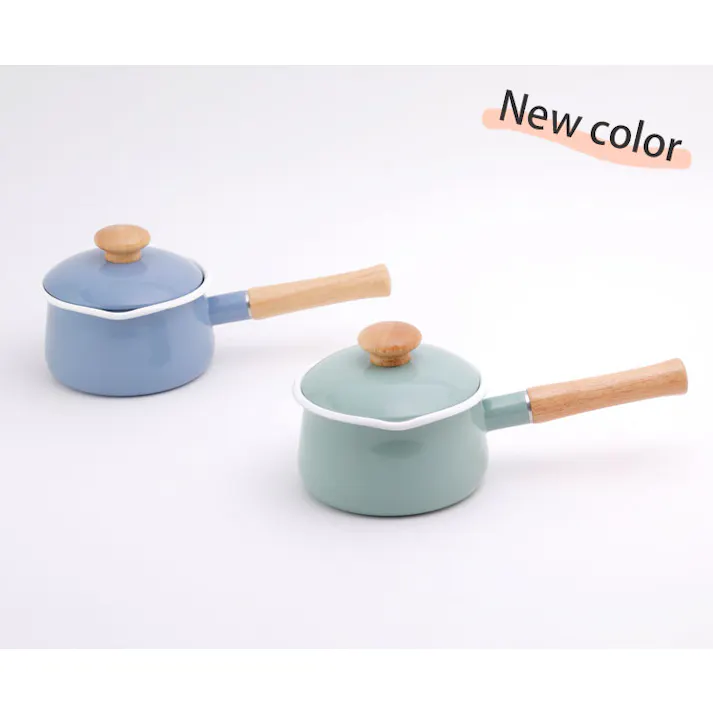 富士ホーロー ミルクパン ホーロー フタ付 15cm ガス火 IH対応 C-15M【片手鍋 蓋付き IH 200V 琺瑯 ホーロー鍋 キッチン用品 離乳食 調理器具】 レッド