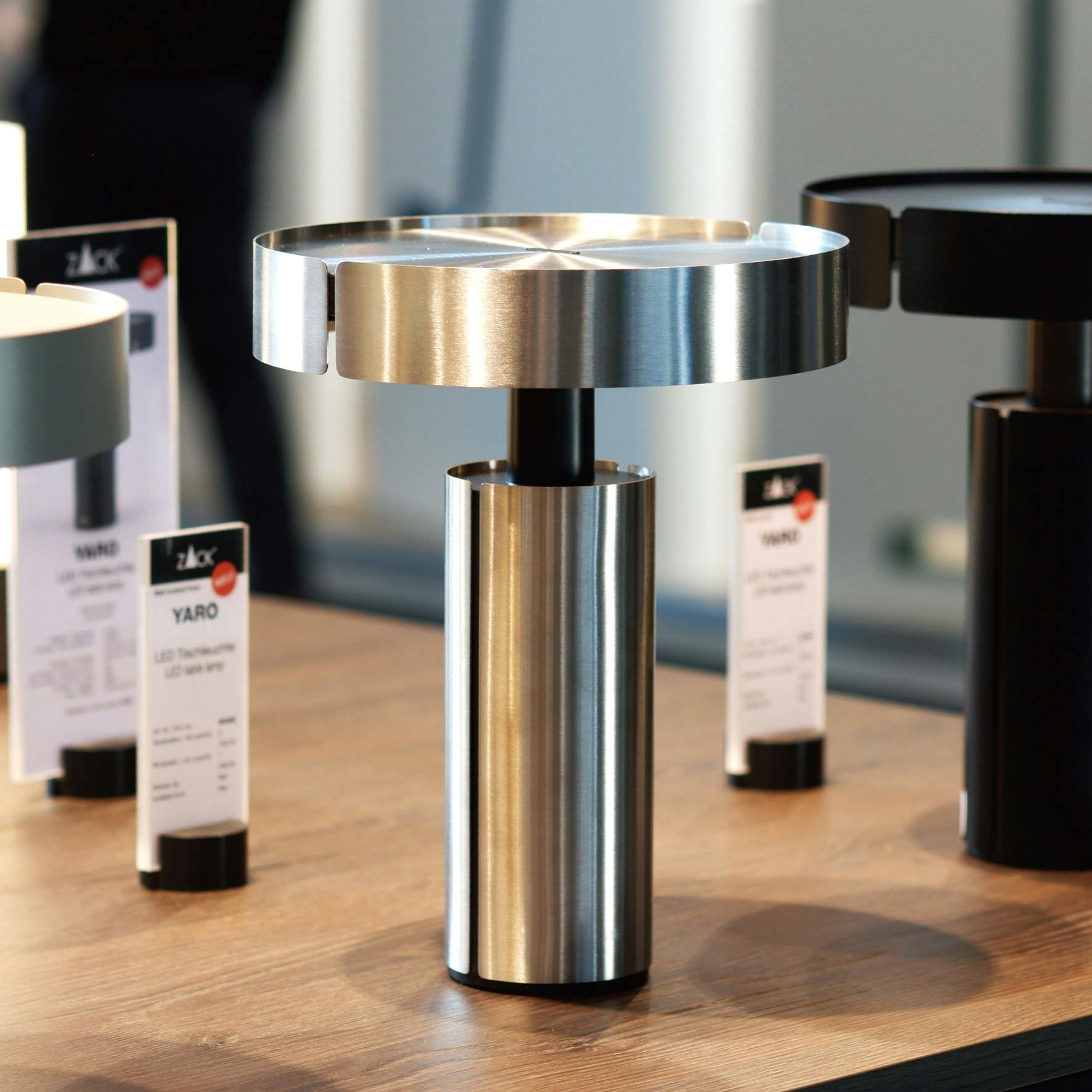 LED テーブルライト｜ZACK 60082 YARO テーブルランプ デスクライト