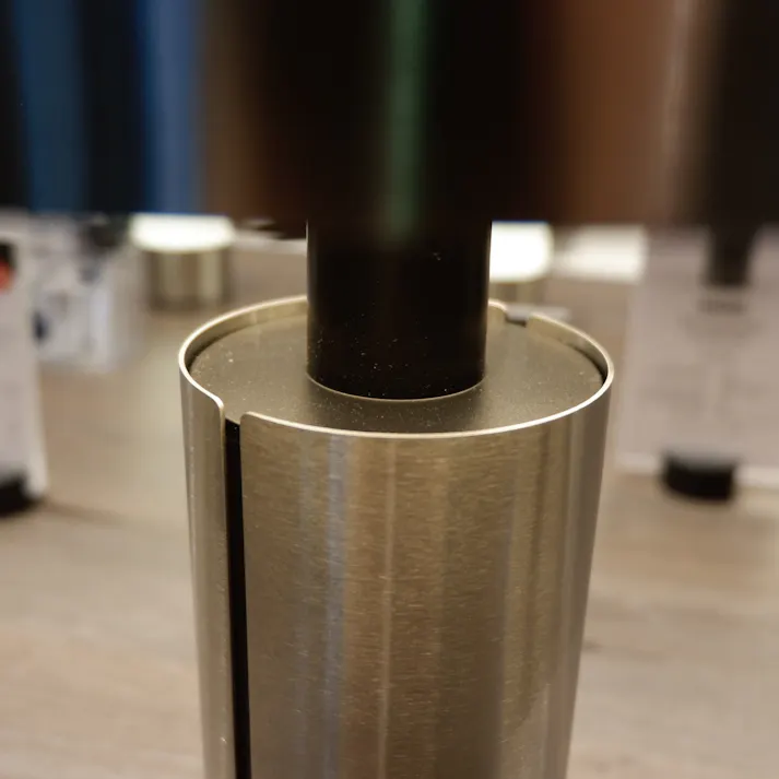 LED テーブルライト|ZACK 60082 YARO テーブルランプ デスクライト 卓上 ライト 照明 調光可能 コードレス 持ち運び USB ホテルライク ステンレス おしゃれ 雑貨 かっこいい 上質 高級 ホテルライク 男前インテリア インダストリアル ドイツ デザイナーズ