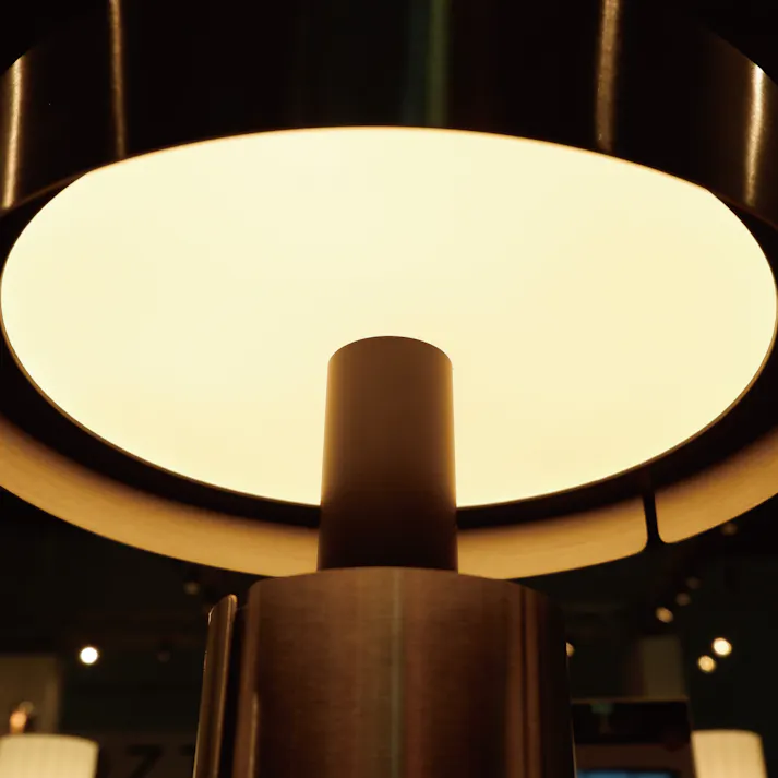 LED テーブルライト|ZACK 60082 YARO テーブルランプ デスクライト 卓上 ライト 照明 調光可能 コードレス 持ち運び USB ホテルライク ステンレス おしゃれ 雑貨 かっこいい 上質 高級 ホテルライク 男前インテリア インダストリアル ドイツ デザイナーズ