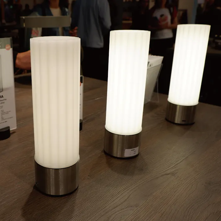 LED テーブルライト|ZACK 60091 MYNA テーブルライト 卓上 ランプ 白 ホワイト 照明 コードレス 持ち運び USB 室内 屋外 ホテルライク ステンレス おしゃれ 雑貨 かっこいい 上質 高級 ホテルライク 男前インテリア インダストリアル ドイツ デザイナーズ