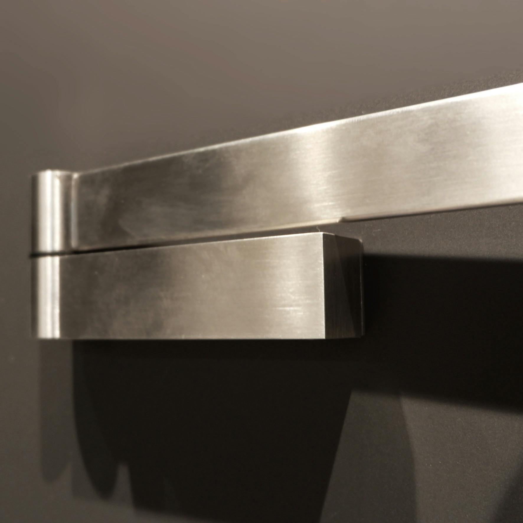 ZACK ウォールミラー LINEA メイクアップミラー　壁付け ZACK 40109 LINEA ドイツZACK社製モダンデザインのウォール