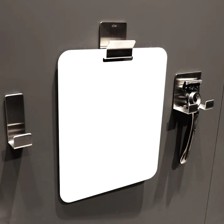 バスルームミラー|ZACK 40801 POTES ウォールミラー 鏡 取り外し 接着シール シール 簡単 水回り 浴室 洗面 キッチン 便利 ホテルライク ステンレス おしゃれ 雑貨 かっこいい 上質 高級 ホテルライク 男前インテリア インダストリアル ドイツ デザイナーズ