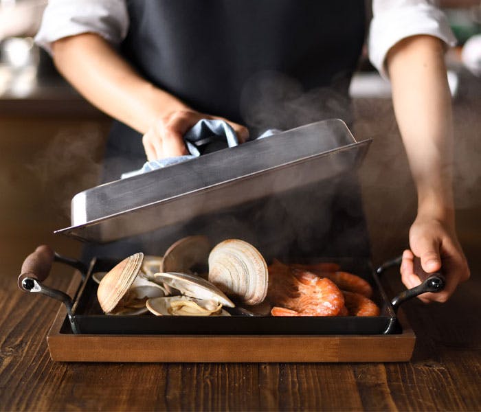 大人の鉄板 鉄板大 角蓋付き OTS8111 IH対応 オークス AUX【鉄