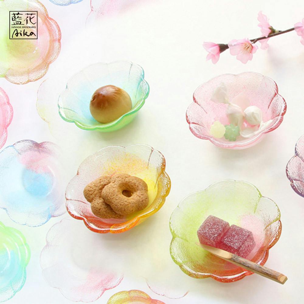 桜のいろどり 小鉢 ガラス 江戸硝子 藍花【ガラス鉢 豆皿 小皿 花型