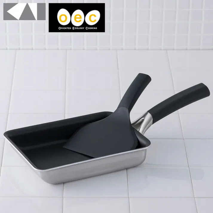 貝印 o.e.c. IH卵焼き器 スクレッパー付き DY5201【IH対応 直火 エッグパン 玉子 フッ素加工 ふっ素 ヘラ スパチュラ スクレイバー アルミ kai oec】