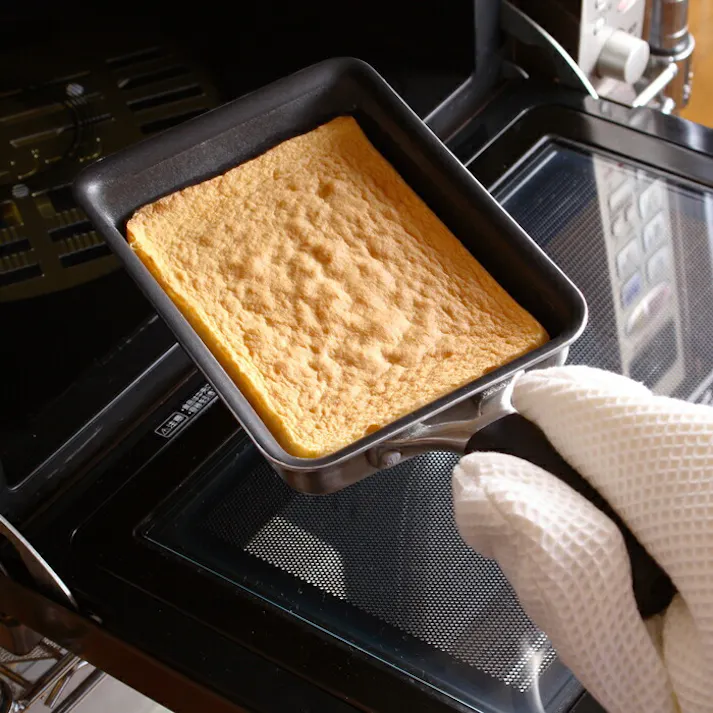 貝印 o.e.c. IH卵焼き器 スクレッパー付き DY5201【IH対応 直火 エッグパン 玉子 フッ素加工 ふっ素 ヘラ スパチュラ スクレイバー アルミ kai oec】