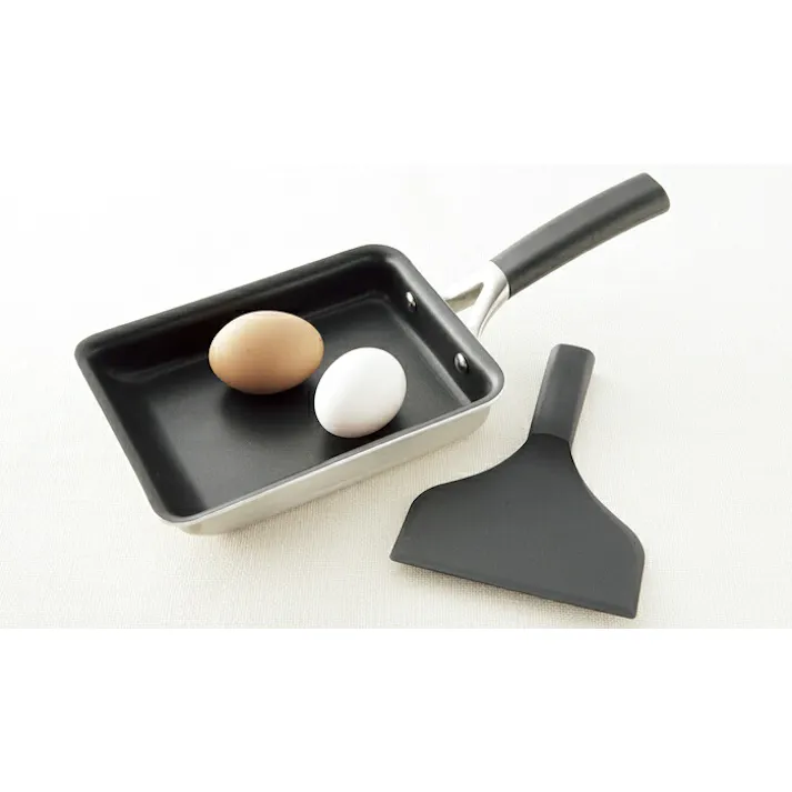 貝印 o.e.c. IH卵焼き器 スクレッパー付き DY5201【IH対応 直火 エッグパン 玉子 フッ素加工 ふっ素 ヘラ スパチュラ スクレイバー アルミ kai oec】
