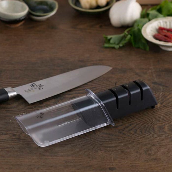 関孫六 ダイヤモンド&セラミックシャープナー 両刃専用 AP0308 貝印