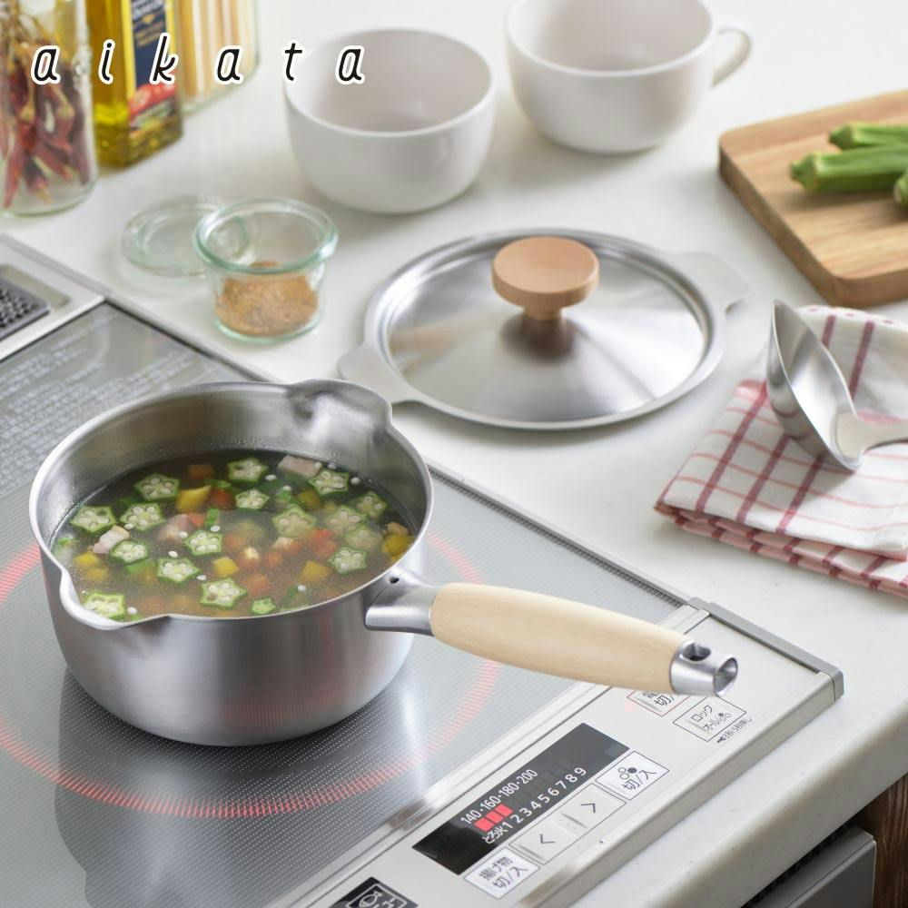 ストウブ ホワイト ミルクパン 中型 蓋付き26センチ ストウブ ホワイト ミルクパン 中型 蓋付き26センチ