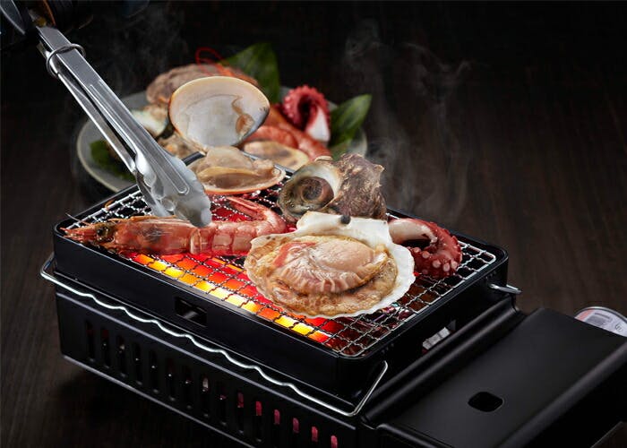 イワタニ Iwatani 炙りや2 カセットコンロ焼き鳥 日本製CB-ABR-2 楽天市場】イワタニ 炙りや2 替え網 2枚付き 網焼き 串焼き 卓上