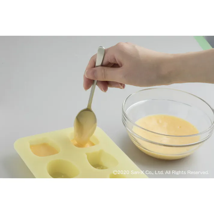 すみっコぐらし シリコーンカップケーキ型 DN0503 (しろくま、ぺんぎん~、とんかつ、ねこ、とかげ、たぴおか) 貝印【ゼリー型 プリン型】