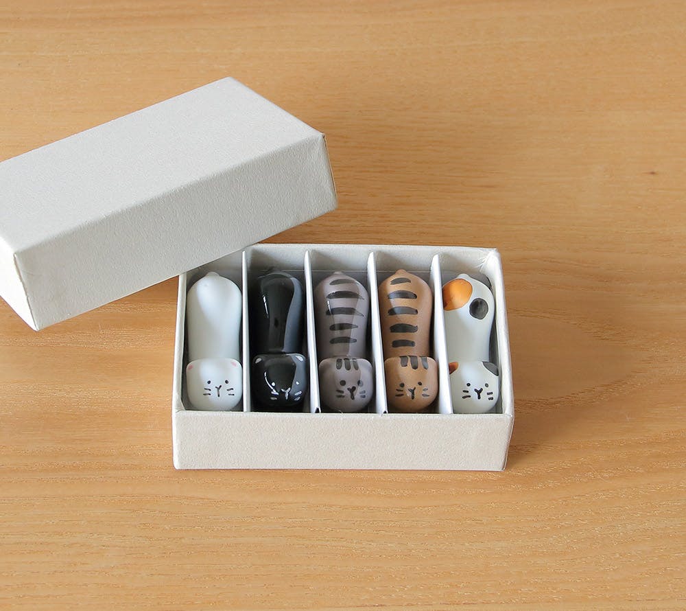 ねこ 箸置き 5個 セット ギフトボックス 波佐見焼 藍花【猫 箸置 動物
