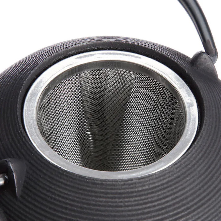 岩鋳 日の丸 黒 鉄瓶 600ml 茶こし付き 藍花 南部鉄器【南部鉄瓶 急須 茶漉し 湯沸かし 直火 鉄分補給 日本製】