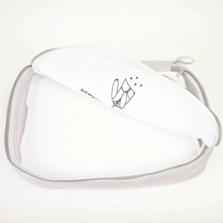 とみおかクリーニング ランドリーネット フラット【ランドリー 洗濯ネット シャツ おしゃれ着 大型 かわいい 洗濯用品】