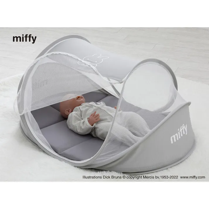 西川 コンパクトベッド 専用バッグ付き ミッフィー miffy スヌーピー SNOOPY【ベビーベッド 折りたたみ 持ち運び ミニ 赤ちゃん ベビー ベッド キャラクター グッズ】 ミッフィー