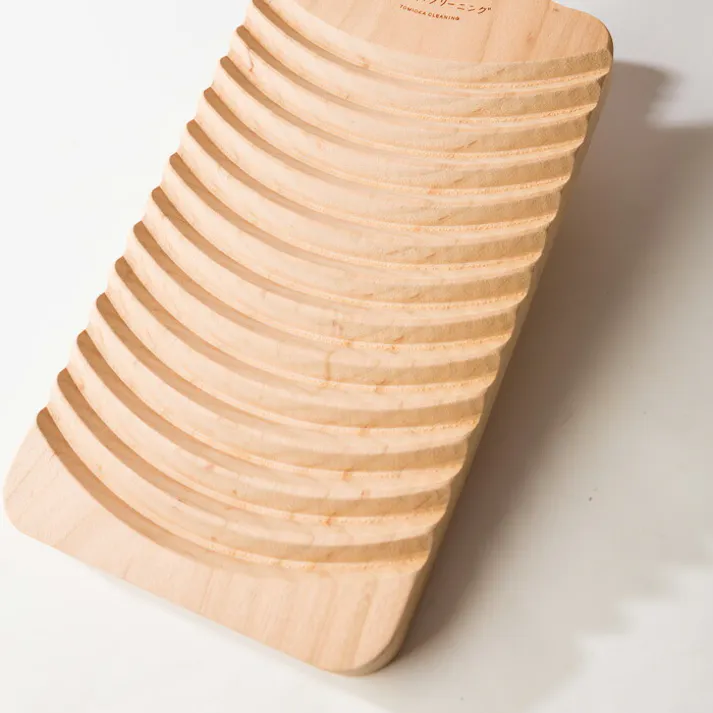 とみおかクリーニング 山波カーブが頑固な汚れをよく落とす オリジナルさくらの洗濯板【土佐龍 桜 サクラ ウォッシュボード ランドリー 洗濯用品 日本製】