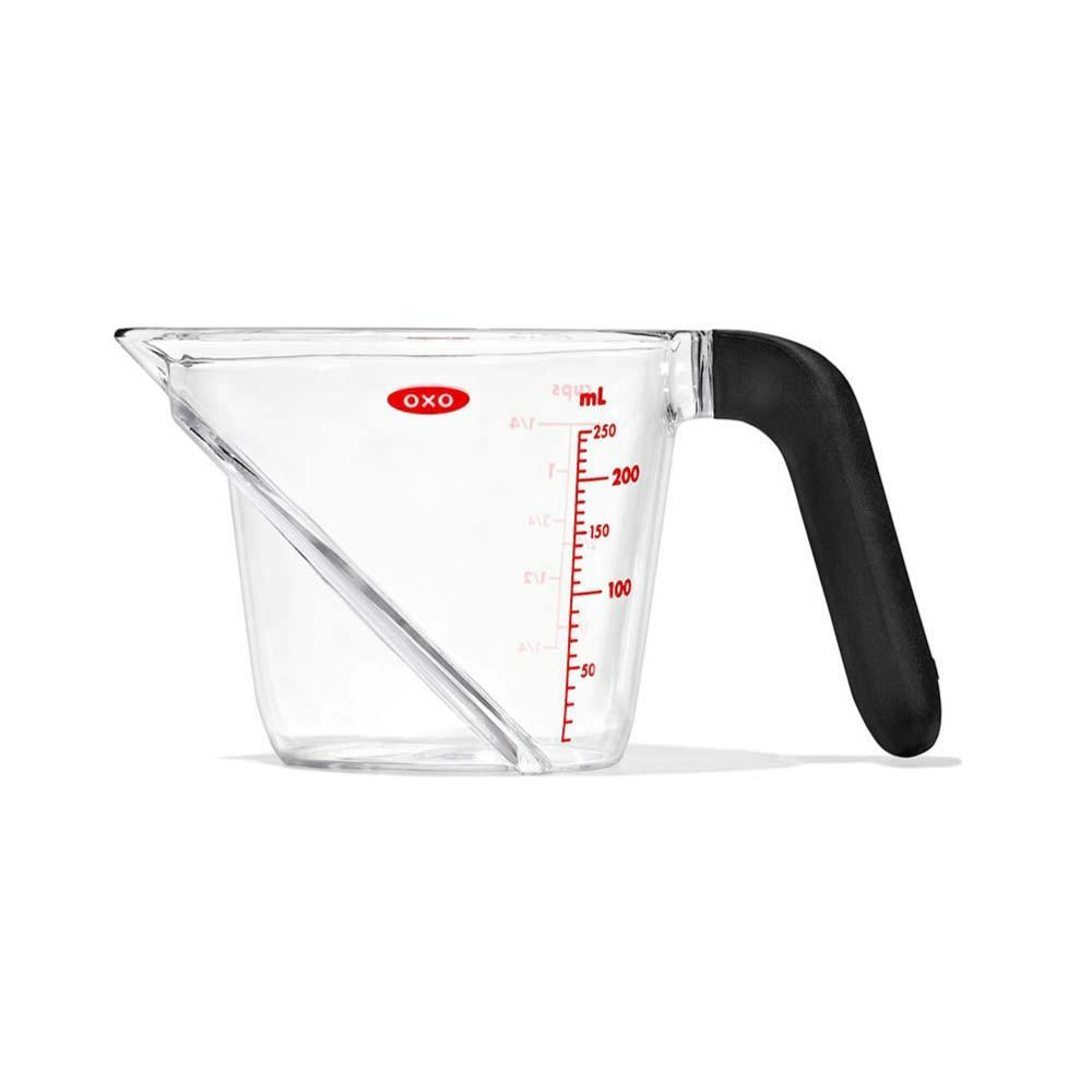 オクソー アングルドメジャーカップ 小 1カップ 250ml OXO 05078090250ml(小) 計量・温度計・タイマー類 オクソー アングルドメジャーカップ 小 1カップ 250ml OXO 05078090250ml(小) 計量・温度計・タイマー類