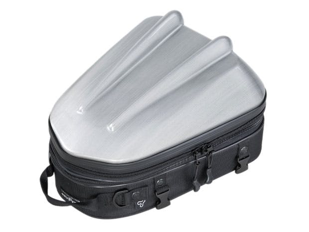 TANAX タナックス シェルシートバッグ2 MT (ヘアラインシルバー) MFK-299 カー用品・バイク用品 TANAX タナックス シェルシートバッグ2 MT (ヘアラインシルバー) MFK-299 カー用品・バイク用品
