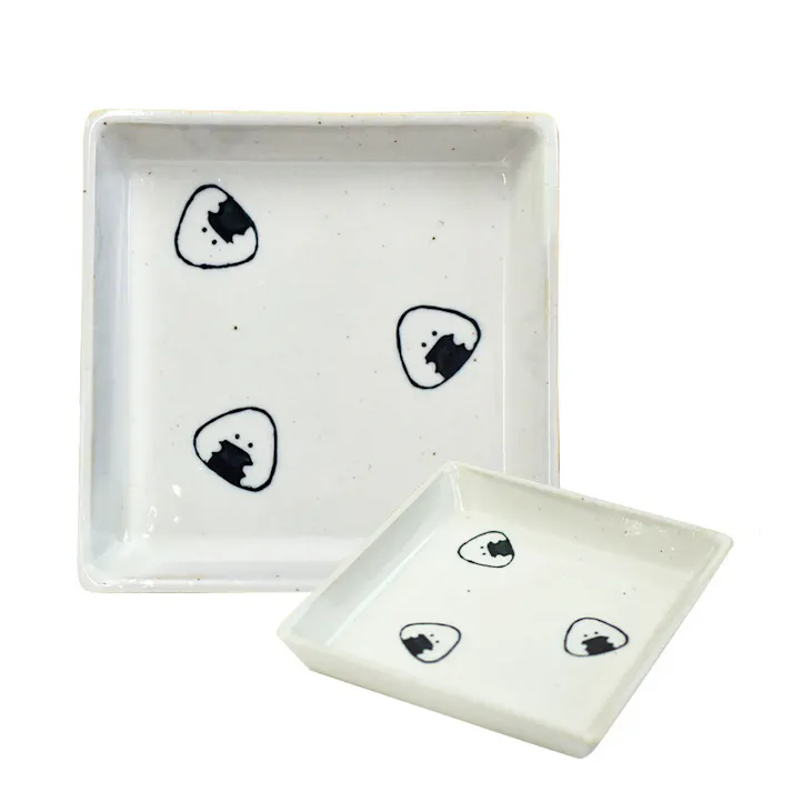 ぎゅっとおにぎりさん 角皿 逸品社 シュガーランド【お皿 取り皿 プレート スクエアプレート 食器 波佐見焼 電子レンジ 食洗機】 のり