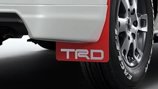 TRD 2013.11~ ハイエース マッドフラップ レッド MS328-26001 カー用品・バイク用品 TRD 2013.11~ ハイエース マッドフラップ レッド MS328-26001 カー用品・バイク用品