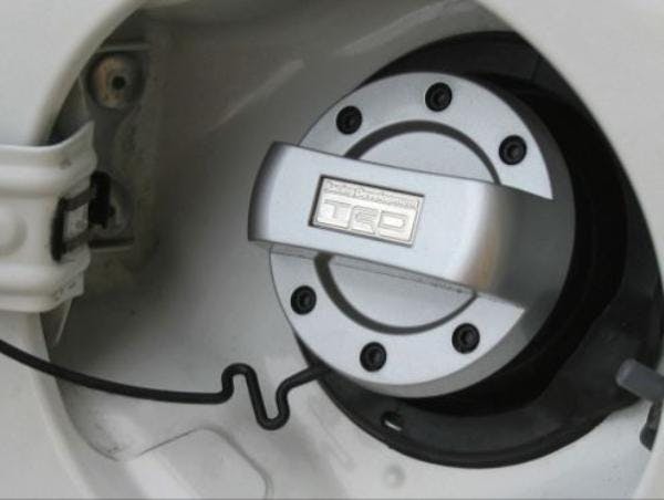 TRD フューエルキャップカバー (テザー付き) カローラフィールダー 160系 MS360-00001 カー用品・バイク用品 TRD フューエルキャップカバー (テザー付き) カローラフィールダー 160系 MS360-00001 カー用品・バイク用品