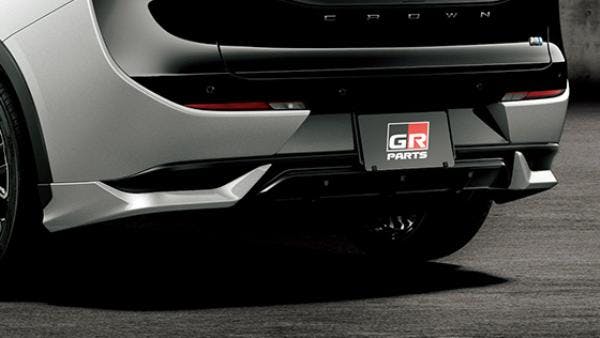 TRD 35系 クラウン GRリヤバンパースポイラー PMV付車 素地 MS343-30018-NP カー用品・バイク用品 TRD 35系 クラウン GRリヤバンパースポイラー PMV付車 素地 MS343-30018-NP カー用品・バイク用品