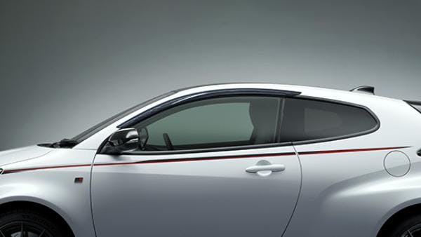 TRD 1#系 GRヤリス GRボディストライプ MS316-52014 カー用品・バイク用品 TRD 1#系 GRヤリス GRボディストライプ MS316-52014 カー用品・バイク用品