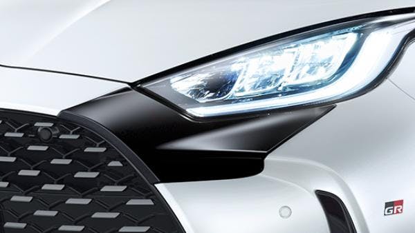 TRD 200系 ヤリス GRフロントバンパーガーニッシュ MS312-52008 カー用品・バイク用品 TRD 200系 ヤリス GRフロントバンパーガーニッシュ MS312-52008 カー用品・バイク用品