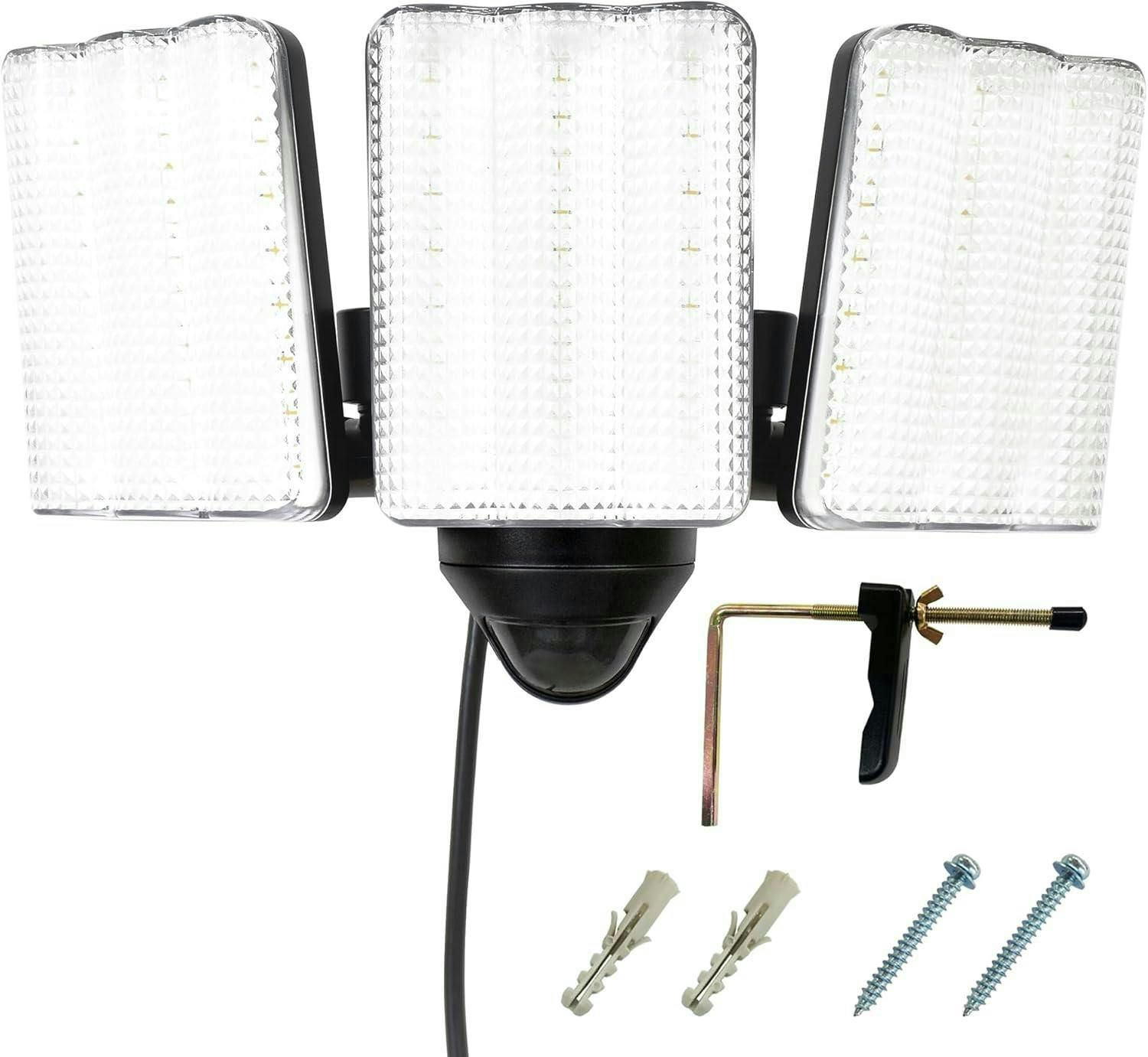 大進 人感 センサーライト AC100V コンセント式 屋外用 3灯式 屋外 LED 防雨 暗くなると点灯 防犯ライト DLA-17T300 室内センサーライト 大進 人感 センサーライト AC100V コンセント式 屋外用 3灯式 屋外 LED 防雨 暗くなると点灯 防犯ライト DLA-17T300 室内センサーライト