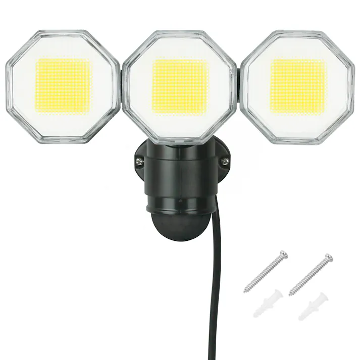 大進 人感 センサーライト AC100V コンセント式 屋外用 3灯式 LED 防雨 暗くなると点灯 防犯ライト DLA-18T300