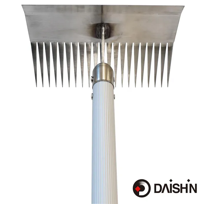 【 雑草が根からごっそり 】 大進 雑草根こそぎレーキ 草刈りレーキ 草取り 長柄 根こそぎ 草刈り 道具 種類 立ったまま 草取り器 立っ た まま 庭 の 雑草むしり らくらく 除草 畑 あぜ 道 公園 4939736702963