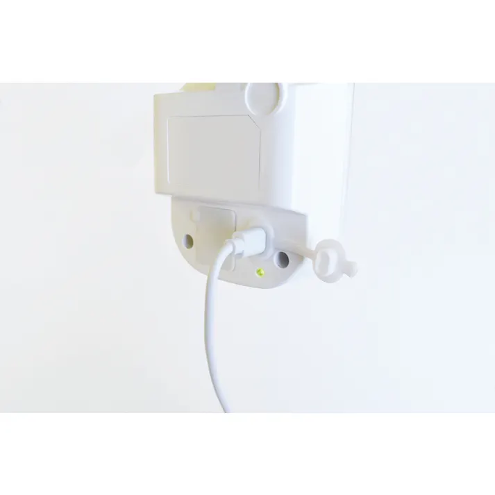 大進 センサーライト 人感センサー usb充電 アラーム機能付き DLC-2T100AR センサーライト 外灯 USB 人感 ledセンサーライト 屋外 用 屋内 防犯ライト 防犯 屋外 取付バンド 人感センサーライト 屋外 防犯ライト 玄関灯 国内メーカー 1年保証 節電 防雨 防犯