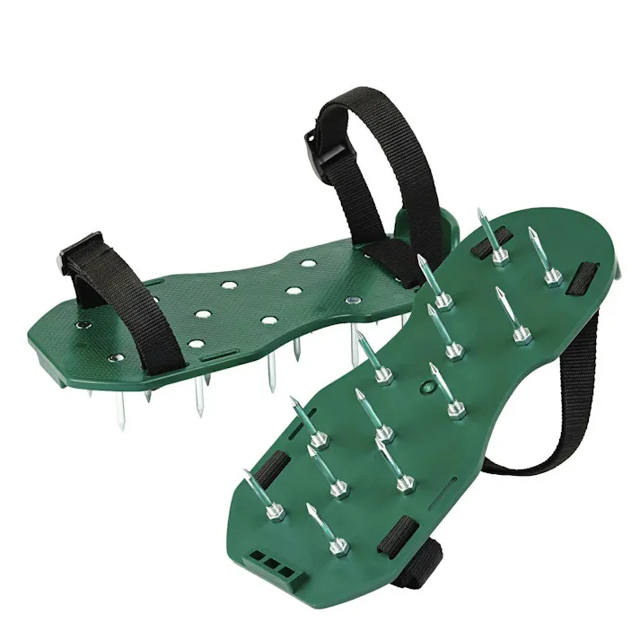 大進 エアレーション 靴 芝生 ガーデンスパイク 芝スパイク スパイク 芝 シバ 靴 活性化 道具 芝手入れ お手入れ 手軽 芝生 穴あけ エアレーション 刃 芝生スパイク 足取り付け用 土壌改良 初心者 発根 促進 密度 お手入れグッズ 穴あけ 芝 お庭 空気 育成 4939736700822