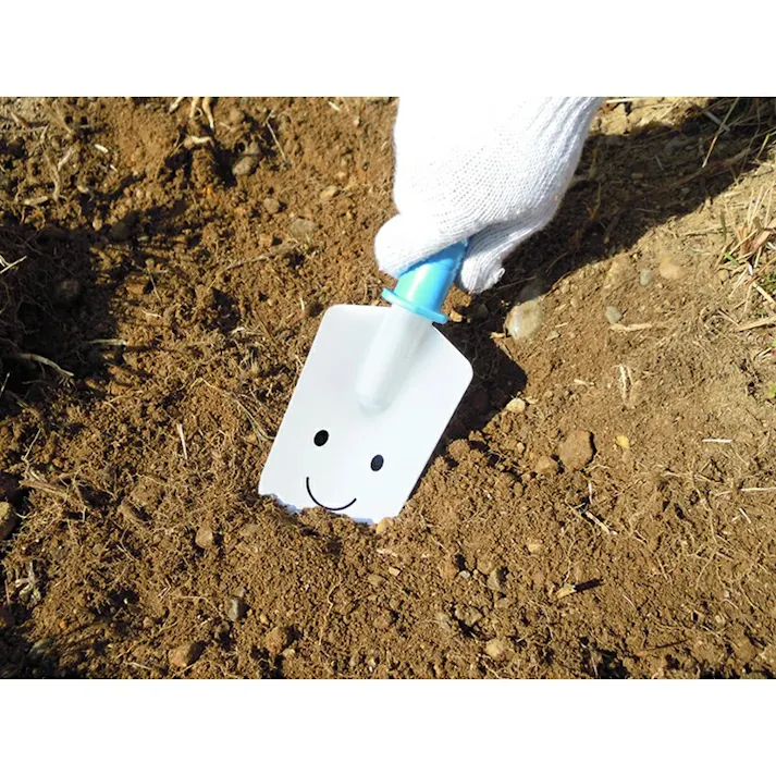 ニコニコハンドスコップ 青大進 園芸 ガーデニング 農業 女性 庭 農作業 家庭菜園 用具 工具 園芸 ガーデニング 農業 女性 庭 農作業 家庭菜園 用具 工具 スコップ ショベル シャベル 軽量 軽い さびにくい 軽量 軽い 便利 お手軽 イモ 芋 掘り ほり スコップ