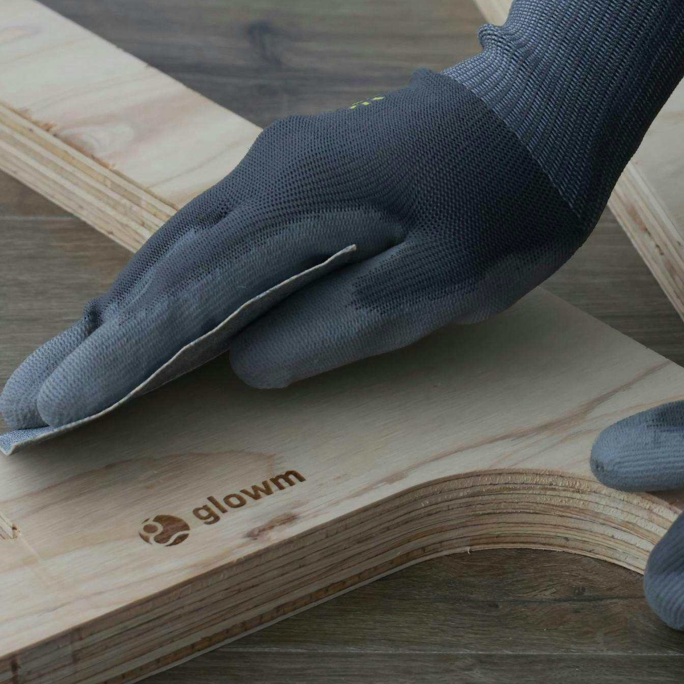 クロスレッグスツール glowm スタッキングスツール 【CDM MP】 | 椅子