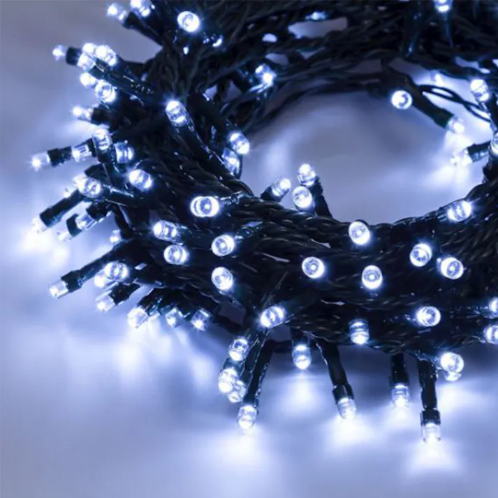 KOZUMUWAN イルミネーション ライト ストリングライト 100球 10m コントローラ付 LED コンセント式 クリスマスライト ハロウィン クリスマスツリー メモリ記憶 屋内用 8点灯パターン 看板点灯 イルミネーション 明るい ガーデンライト おしゃれ 室内 装飾 誕生日 (ホワイト)