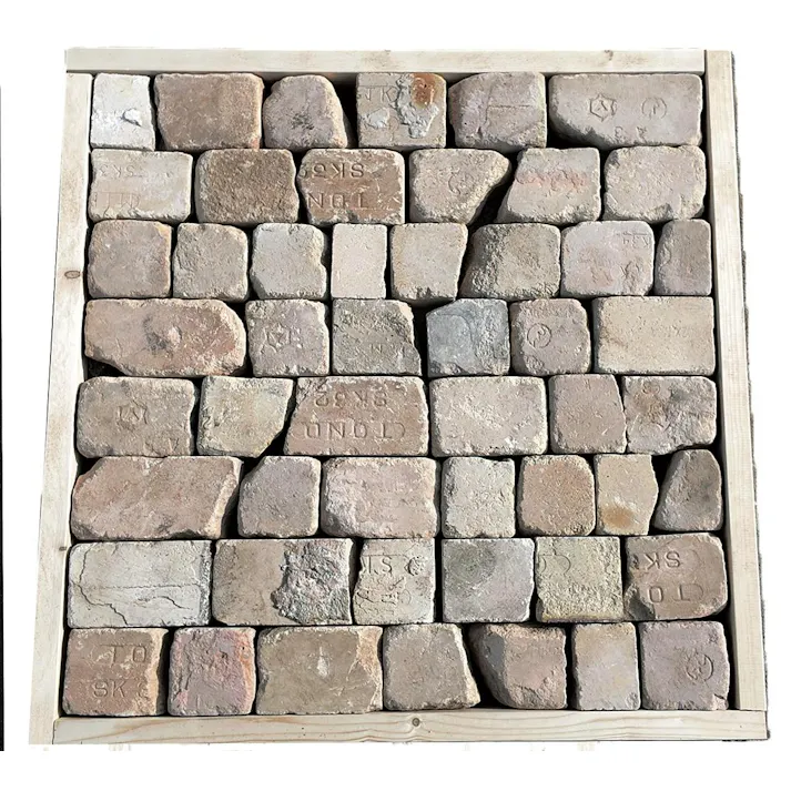 〈ネット限定〉アンティークレンガ ベビーピンク刻印入り 1平米 国産品