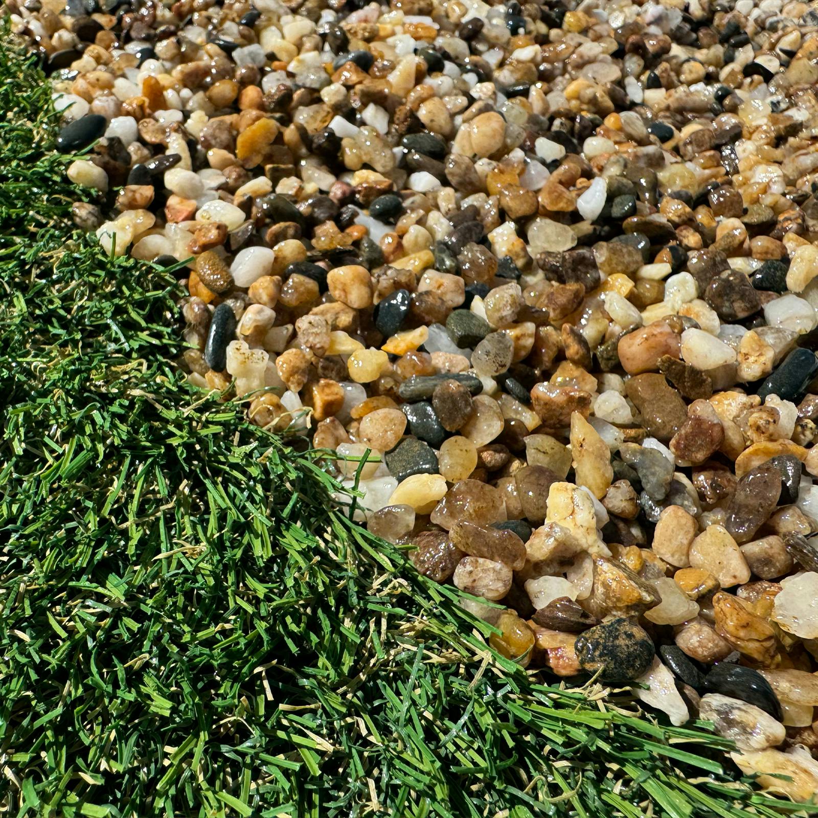 TAIKOH 越南部砂利 2分 5-7mm 10kg 化粧砂利 オレンジ イエロー ミックス 小 砂利敷き・砂 TAIKOH 越南部砂利 2分 5-7mm 10kg 化粧砂利 オレンジ イエロー ミックス 小 砂利敷き・砂