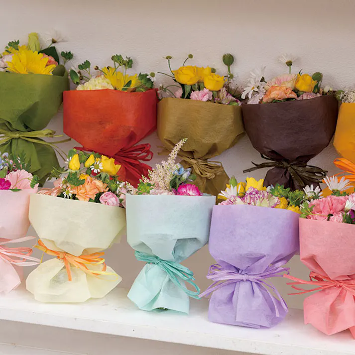 ヘッズ 包-不織布-ロール W650mm×20m巻 WRAPFLEX不織布ロール-クリーム(1巻(20m)) HEADS WF-RO5