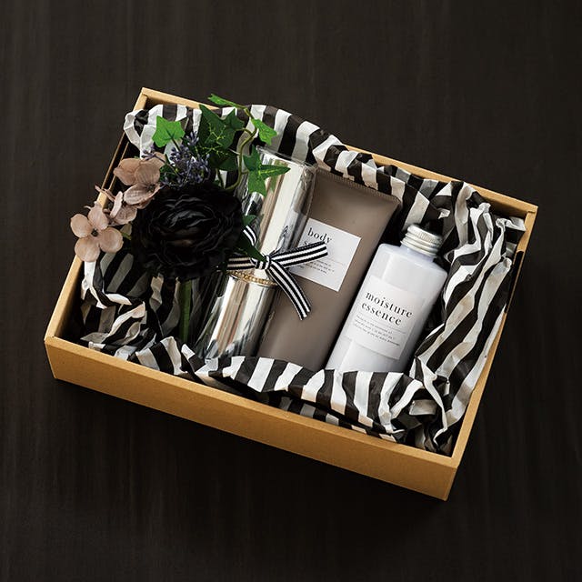 ALBOVEミルキーウェイ ペイズリー柄クロスショルダーブラ