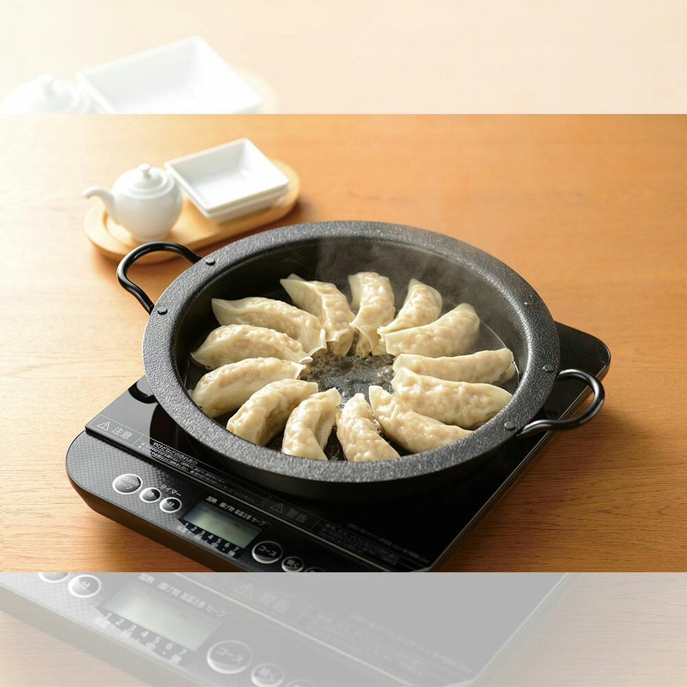 燕三 IH対応焼肉・餃子鍋26cm（EM-044） 【日本製】 | 鍋・やかん 通販