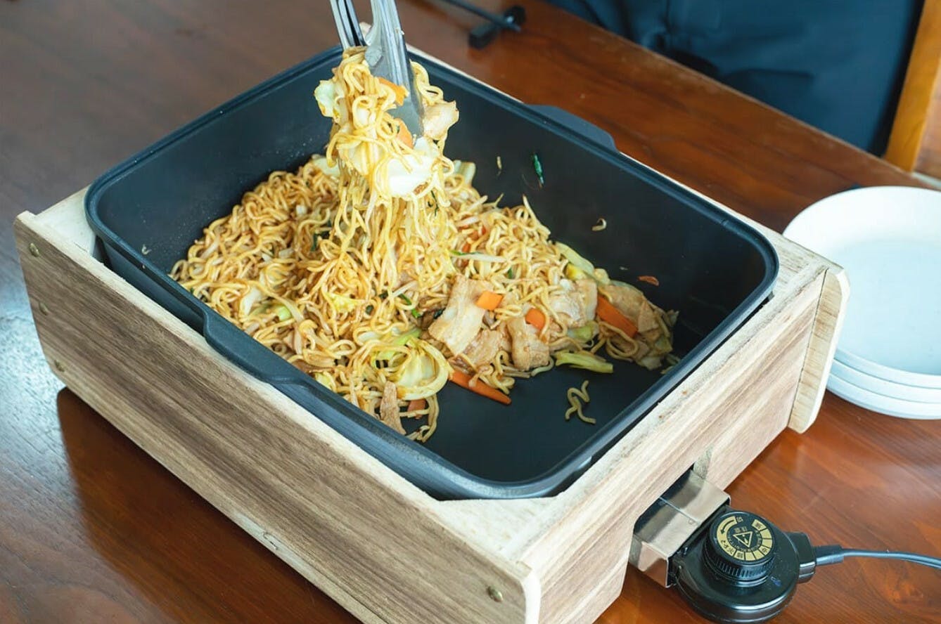 多用途 おでん鍋/調理家電 〔約290×387×138mm〕 日本製 ステンレス 焼杉風木枠付き 『ふるさとのれん』 〔キッチン 台所〕 多用途 おでん鍋⁄調理家電 〔約290×387×138mm〕 日本製