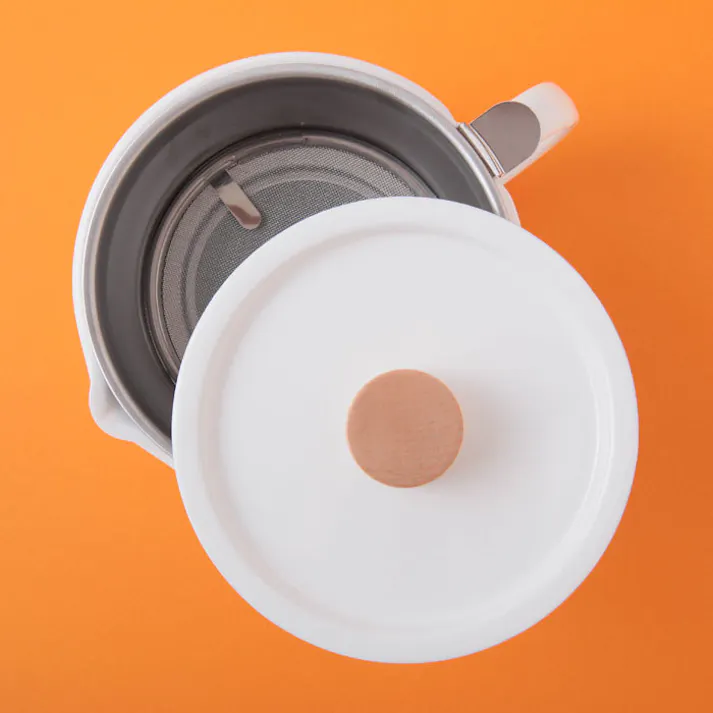 Kaico カイコ オイルポット 活性炭フィルター付き【油ポット 油こし器 琺瑯 ホーロー ほうろう 活性炭 ろ過 キッチン用品 日本製】