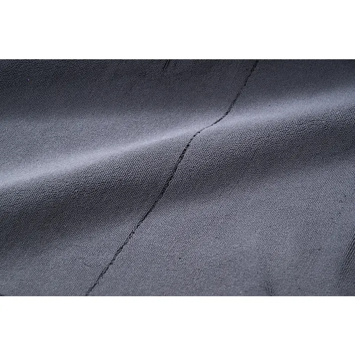 桁違いの吸水力で洗車を時短 横幅120cmのマイクロファイバークロス