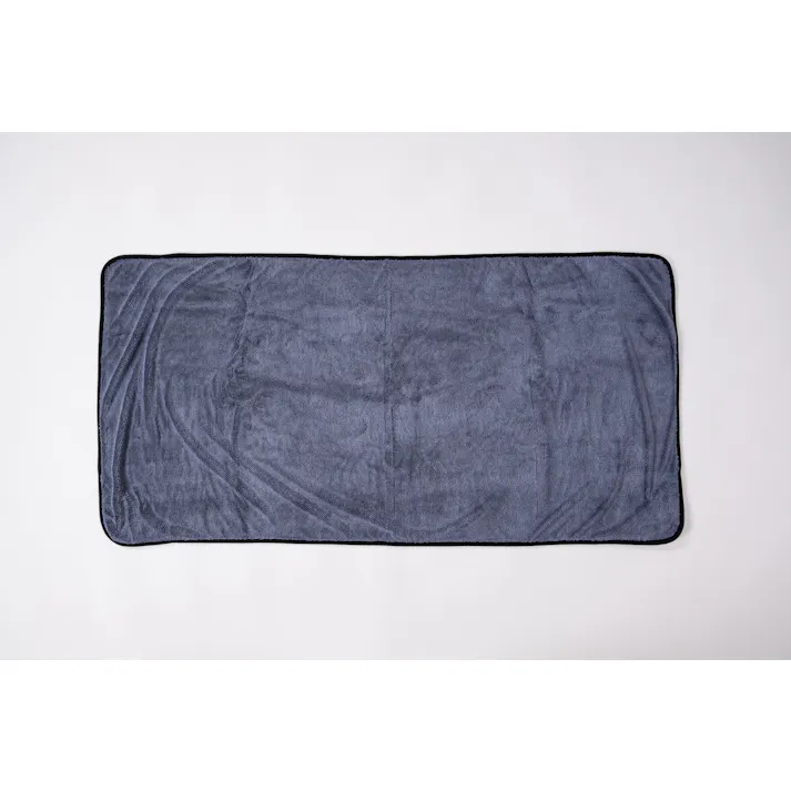 桁違いの吸水力で洗車を時短 横幅120cmのマイクロファイバークロス